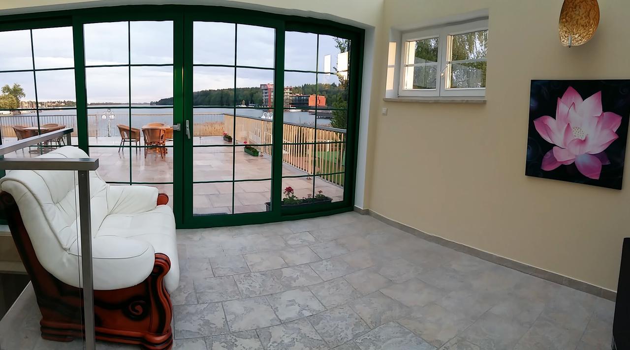 Villa Le Lux Mikołajki Exterior foto
